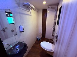 Hotel Alka Residency