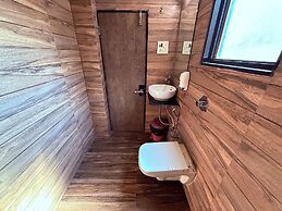 Hotel Alka Residency