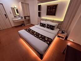 Hotel Alka Residency