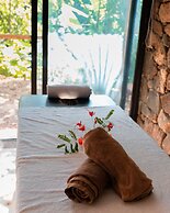 Nativ Lodge & Spa