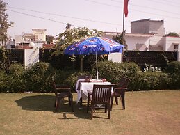 Classic 7 Hotel & Restaurant