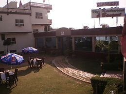 Classic 7 Hotel & Restaurant