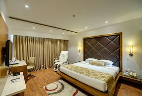 Ramee Grand Hotel and Spa, Pune