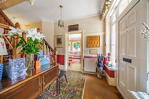 Ingleside Guest House