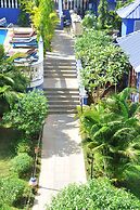 Mayflower Beach Resort