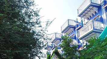 Mayflower Beach Resort