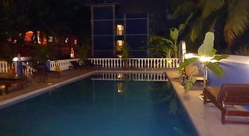 Mayflower Beach Resort