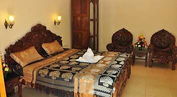 Mayflower Beach Resort