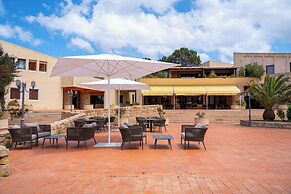 Felix Hotels – Residence Hotel Costa Serena