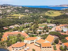 Felix Hotels – Residence Hotel Costa Serena