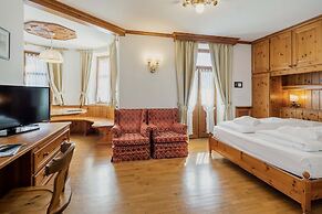 Franceschi Park Hotel