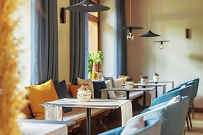 Franceschi Park Hotel