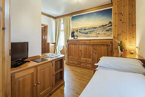 Franceschi Park Hotel