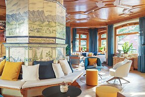 Franceschi Park Hotel