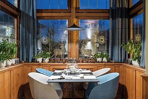 Franceschi Park Hotel