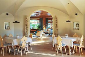 Franceschi Park Hotel