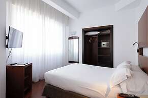 Maroa Hotel
