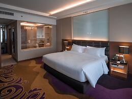 The Grand Fourwings Convention Hotel