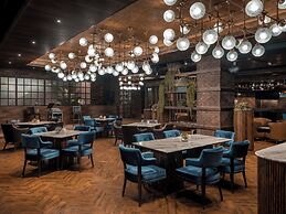 The Grand Fourwings Convention Hotel