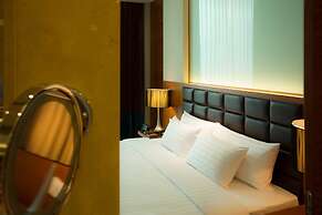 The Grand Fourwings Convention Hotel