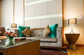 The Grand Fourwings Convention Hotel