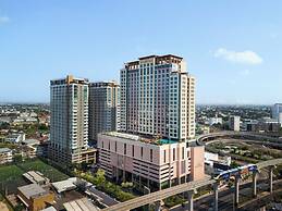 The Grand Fourwings Convention Hotel
