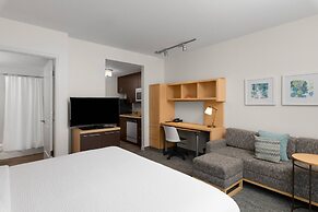 TownePlace Suites by Marriott Denver Airport at Gateway Park