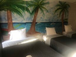 Best Time Inn Hotel - Car Rental