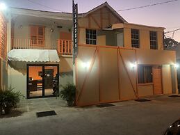 Best Time Inn Hotel - Car Rental