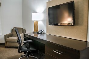 Sleep Inn & Suites Center