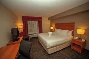 Best Western Thompson Hotel & Suites