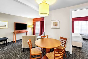 Best Western Thompson Hotel & Suites