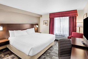 Best Western Thompson Hotel & Suites