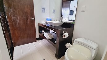 Habitat Suites Hotel