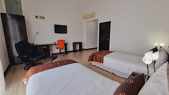 Habitat Suites Hotel
