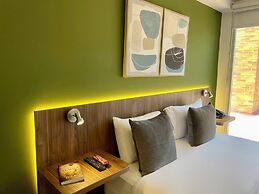 122 Plaza Apartahotel