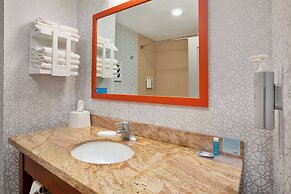 Hampton Inn Clinton, IA