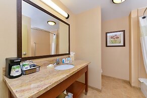 Hampton Inn Clinton, IA