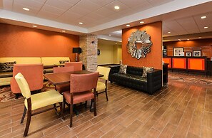 Hampton Inn Clinton, IA