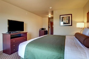 Cobblestone Inn & Suites - Carrington
