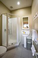 Criffel Peak View B&B and Apartment