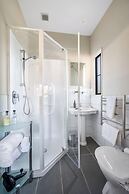 Criffel Peak View B&B and Apartment