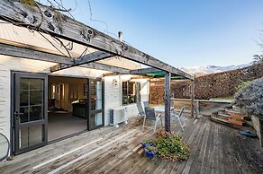 Criffel Peak View B&B and Apartment