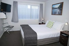 Arena Court Motel