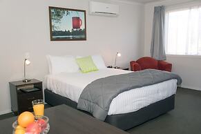 Arena Court Motel