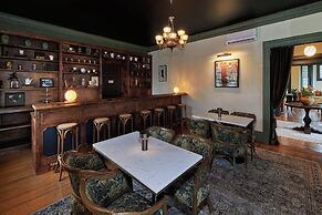 The Constance by the Lenox Collection