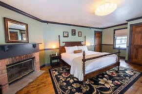 The Constance by the Lenox Collection