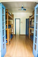 Beach House Ipanema - Hostel