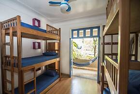 Beach House Ipanema - Hostel