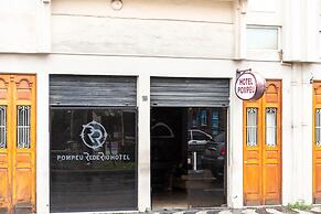 Pompeu Rio Hotel